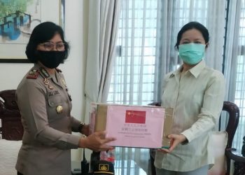 Polsek Medan Baru Terima Bantuan Masker dari Konjen China