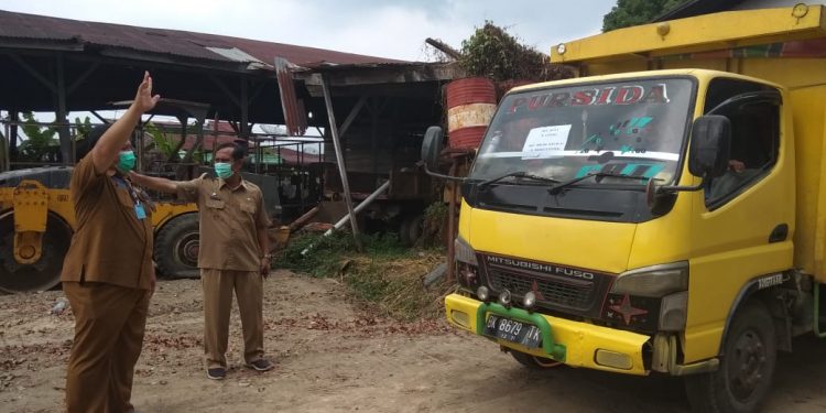 Pemkab Simalungun Kembali Salurkan Bantuan Sembako Kepada Masyarakat Pemkab Simalungun Kembali Salurkan Bantuan Sembako Kepada Masyarakat