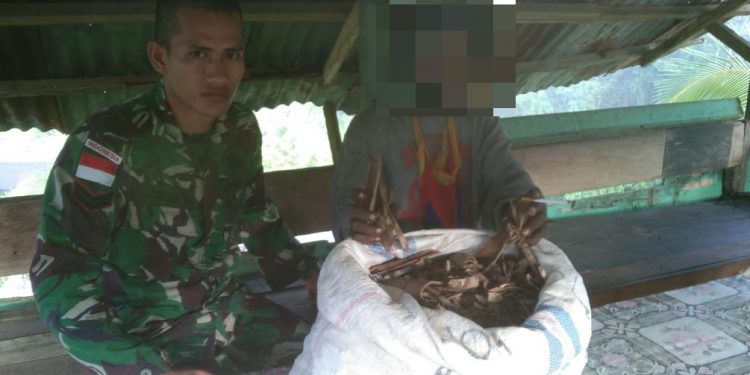 Yonif 126 Kala Cakti Gagalkan Peredaran Miras dan Kulit Masohi di Trans Papua Yonif 126 Kala Cakti Gagalkan Peredaran Miras dan Kulit Masohi di Trans Papua