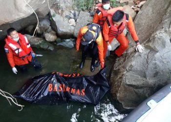 Pria Tanpa Identitas Dengan Leher Terikat Ditemukan Tewas di Tepi Danau Toba