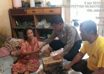 Polsek Medan Baru Sambangi dan Berikan Tali Asih Kepada Warga Kurang Mampu