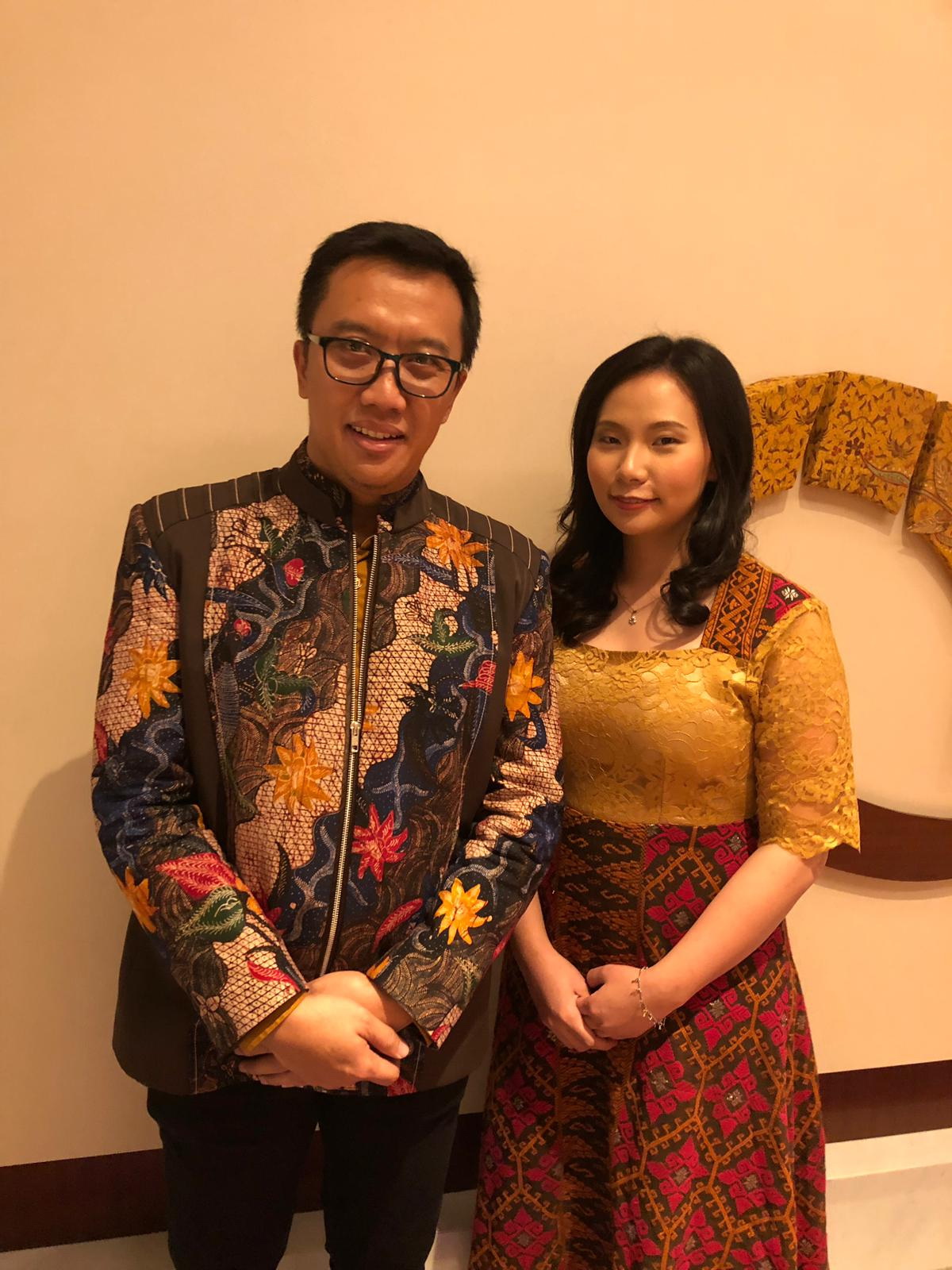 Tiga Menteri Apresiasi “Bali: Beats of Paradise” Karya Livi Zheng Tiga Menteri Apresiasi “Bali: Beats of Paradise” Karya Livi Zheng