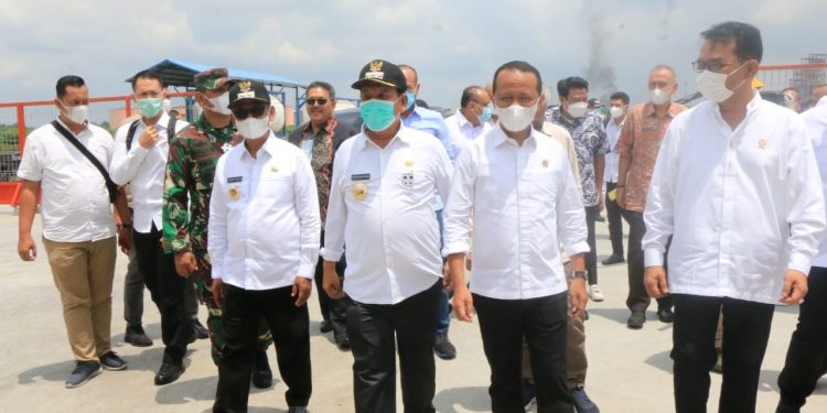 Menteri Investasi RI Kunjungi KEK Sei Mangkei di Simalungun Menteri Investasi RI Kunjungi KEK Sei Mangkei di Simalungun