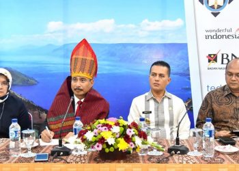 Arief Yahya Beberkan Perkembangan Destinasi Prioritas Danau Toba di Hadapan Lulusan Akpar Medan