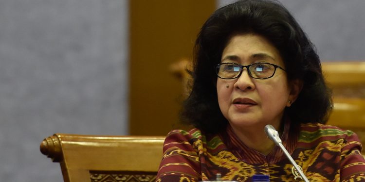 Hahahaha. Ini Kata Menteri Kesehatan Soal Minum Kencing Unta... Hahahaha. Ini Kata Menteri Kesehatan Soal Minum Kencing Unta...