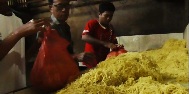 Ada Pabrik Mie Berformalin di Simalungun, Pengusahanya Pernah Dipenjara atas Kasus yang Sama Ada Pabrik Mie Berformalin di Simalungun, Pengusahanya Pernah Dipenjara atas Kasus yang Sama