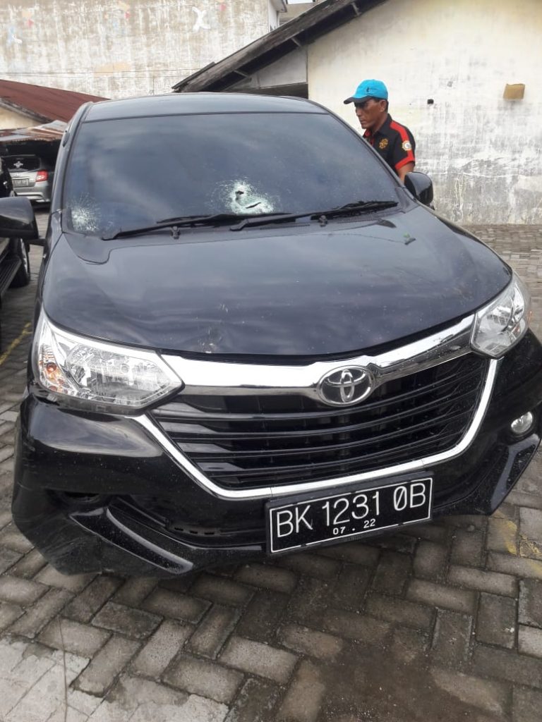 Tiga Perampok Bersenjata Diamuk Massa di Medan, Satu Kritis Tiga Perampok Bersenjata Diamuk Massa di Medan, Satu Kritis