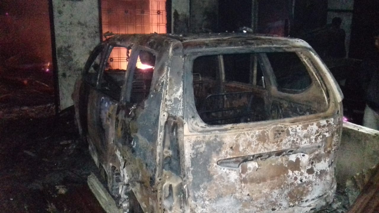 Rumah Sintua dan Guru di Panei Tongah Dilalap Si Jago Merah