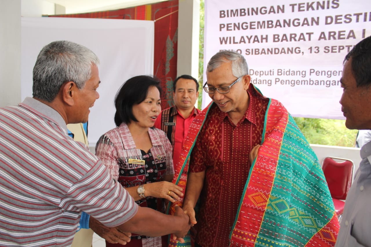 Melirik Potensi Desa Wisata Pulo Sibandang di Danau Toba Melirik Potensi Desa Wisata Pulo Sibandang di Danau Toba