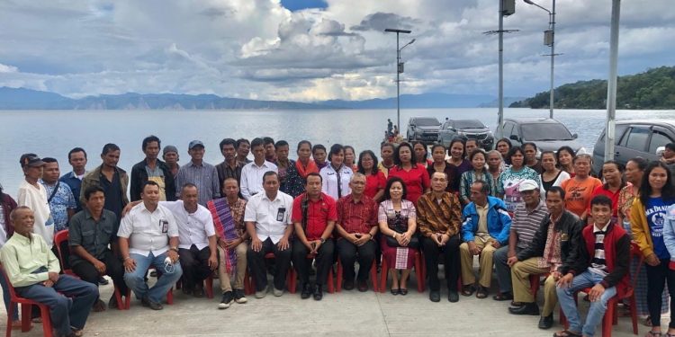 Melirik Potensi Desa Wisata Pulo Sibandang di Danau Toba Melirik Potensi Desa Wisata Pulo Sibandang di Danau Toba