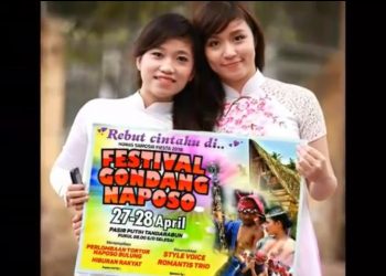 Mencari Cinta di Festival Gondang Naposo 2018 Samosir, Danau Toba