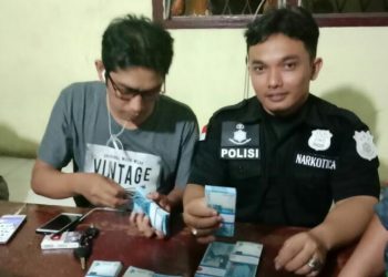Puluhan Juta Uang Palsu Ditemukan di Rumah Bandar Sabu