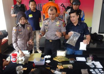 Polisi Ringkus Pelaku yang Edarkan Narkoba Bermodus Hypnoteraphi 