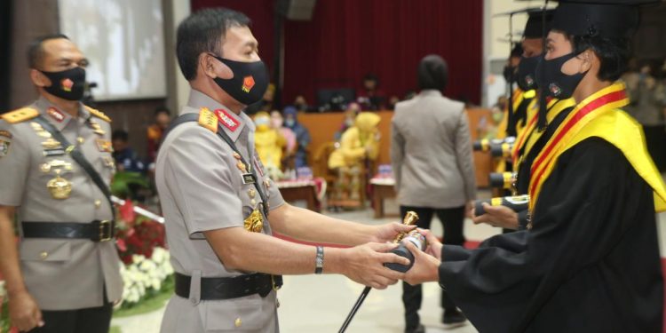 293 Taruna Akpol Angkatan 51 Batalyon Adnyana Yuddhaga Lulus, Kapolri Ingatkan Jangan Sombong 293 Taruna Akpol Angkatan 51 Batalyon Adnyana Yuddhaga Lulus, Kapolri Ingatkan Jangan Sombong