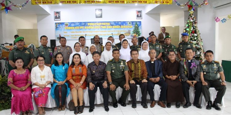 Perayaan Natal Korem 022/PT dan Kodim 0207/Simalungun di Siantar Perayaan Natal Korem 022/PT dan Kodim 0207/Simalungun di Siantar