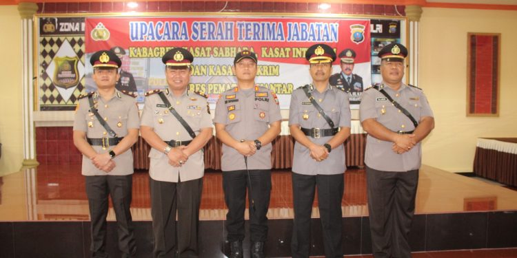 Empat Perwira Polisi Polres Siantar Diganti, Iptu Nur Istiono Jabat Kasat Reskrim Empat Perwira Polisi Polres Siantar Diganti, Iptu Nur Istiono Jabat Kasat Reskrim