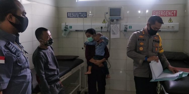 Kapolda Sumut Fasilitasi Pengobatan Wifer Zai, Balita Penderita Kanker Mata Asal Nias Kapolda Sumut Fasilitasi Pengobatan Wifer Zai, Balita Penderita Kanker Mata Asal Nias