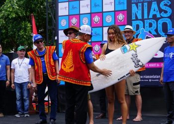 Resmi Dibuka Menkumham, Nias Pro 2018 Kokohkan Nias di Sport Tourism Dunia dan Hospitality