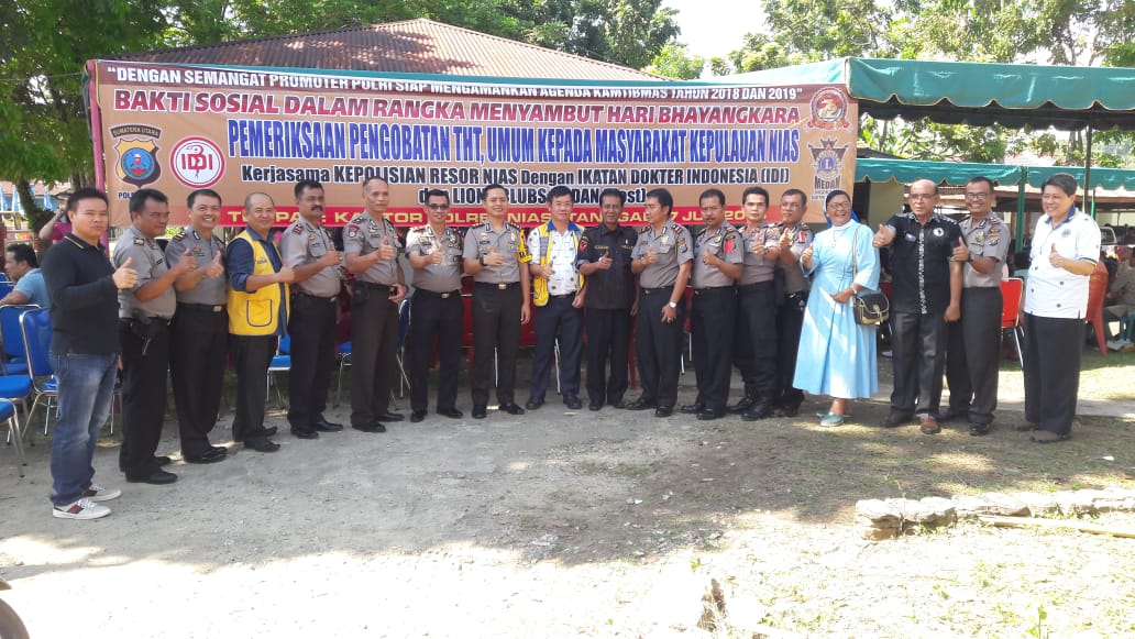 Bakti Sosial Lions Club Bersama Polres Nias Bakti Sosial Lions Club Bersama Polres Nias