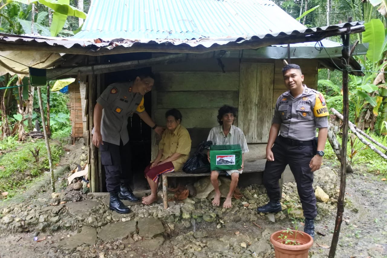 Begini Polres Nias Selatan Wujudkan Kepeduliannya Terhadap Sesama