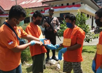 25 Adegan Diperagakan dalam Rekonstruksi Perampokan dan Pembunuhan oleh Keponakannya di Nias Selatan
