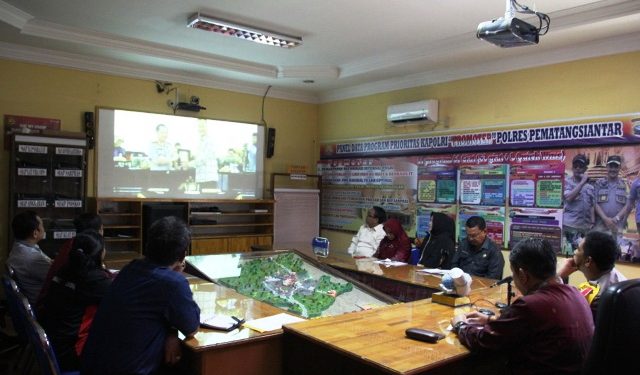 Wakil Wali Kota dan Kapolres Pematangsiantar Nonton Bareng di SCC Wakil Wali Kota dan Kapolres Pematangsiantar Nonton Bareng di SCC