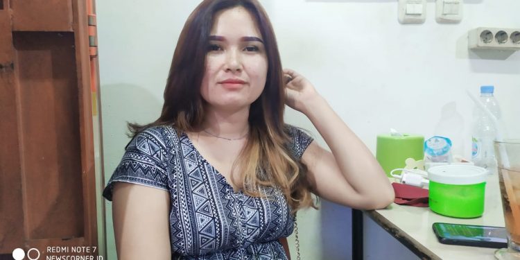 Mamah Muda yang Dilaporkan Suami Hilang, Ternyata Artis Bigo Live dan Masih di Siantar Mamah Muda yang Dilaporkan Suami Hilang, Ternyata Artis Bigo Live dan Masih di Siantar