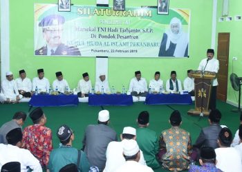 Pangdam I/BB Turut Dampingi Panglima TNI Kunjungi Ponpes Nurul Huda Al Islami di Riau