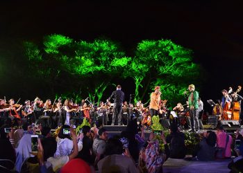 Kolaborasi Orkestra Ocas dan Sanggar Pedati Membuka Ajang Palu Palu Salonde Percussion