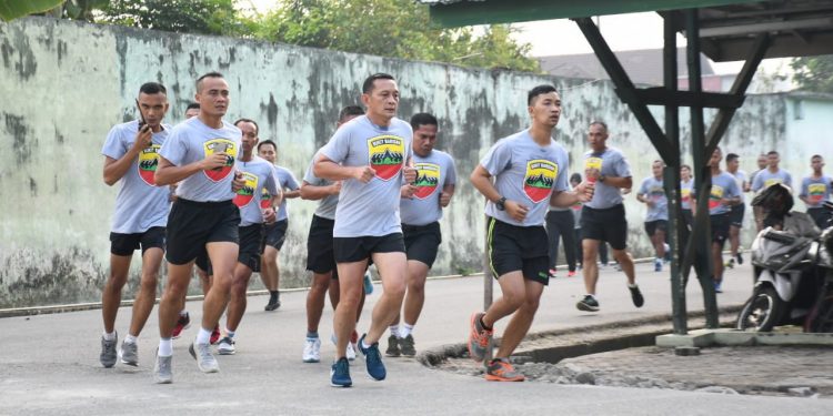 Pangdam I/BB Apresiasi Spirit Berolahraga Anggota yang Sudah Mau Pensiun Pangdam I/BB Apresiasi Spirit Berolahraga Anggota yang Sudah Mau Pensiun