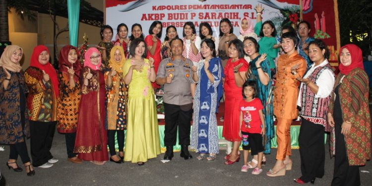 Kapolres Pematangsiantar Gelar Open House Rayakan Natal