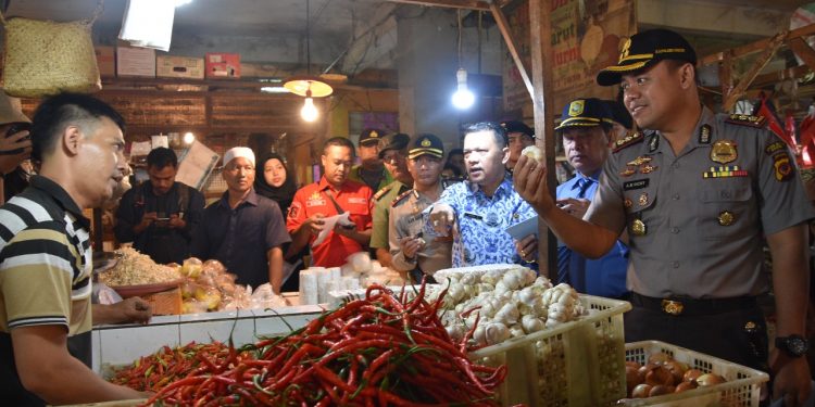 Operasi Pasar Jelang Ramadhan, Harga Masih Stabil Operasi Pasar Jelang Ramadhan, Harga Masih Stabil