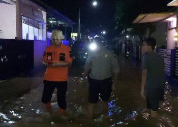 Tanggul Anak Sungai Kalibener Jebol, Perumahan di Kecamatan Purwokerto Terendam Banjir