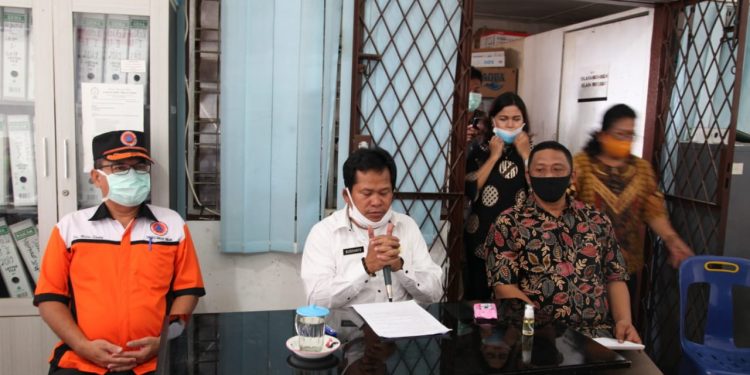 Pedagang dan Pengunjung Pasar Horas Diimbau Pakai Masker dan Sarung Tangan, Dilarang Bawa Anak-anak Pedagang dan Pengunjung Pasar Horas Diimbau Pakai Masker dan Sarung Tangan, Dilarang Bawa Anak-anak
