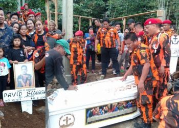 Kecelakaan Pulang Memperbaiki Makam Orangtua, David Sinaga Dimakamkan dekat Orangtuanya