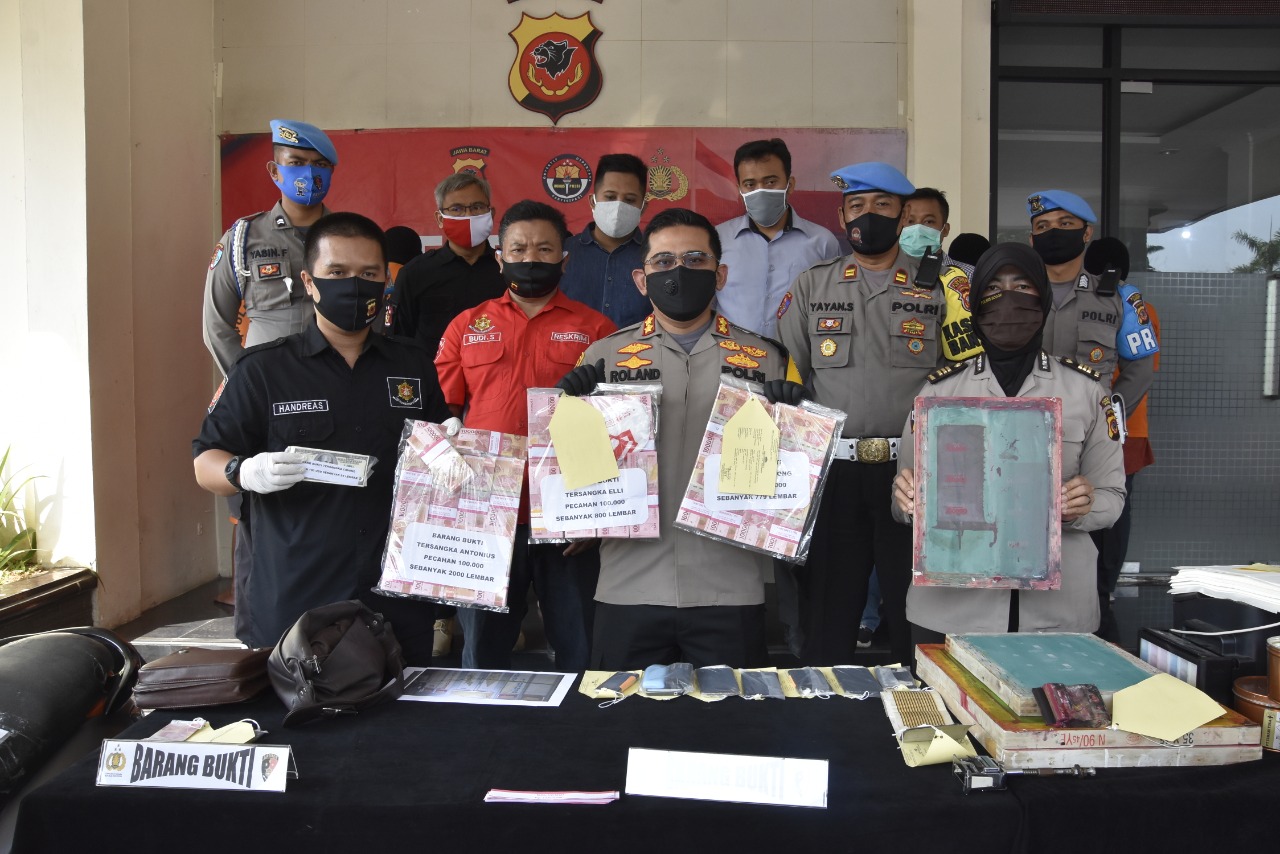 Uang Rupiah dan Dolar Dipalsukan, 4 Pria dan 3 Wanita Ditangkap Polres Bogor