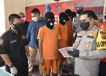 Uang Rupiah dan Dolar Dipalsukan, 4 Pria dan 3 Wanita Ditangkap Polres Bogor