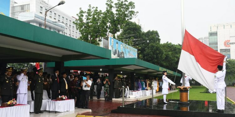Pangdam I/BB Hadiri Upacara Peringatan Hari Kelahiran Pancasila Pangdam I/BB Hadiri Upacara Peringatan Hari Kelahiran Pancasila