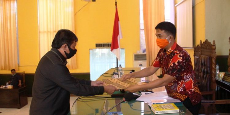 Walikota Siantar Jawab Pemandangan Umum Fraksi DPRD atas Ranperda Pertanggungjawaban Pelaksanaan APBD 2019