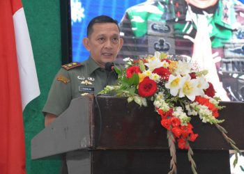 Tentara Diminta Jadikan Natal Sebagai Wadah Mewujudkan Profesionalitas kepada Rakyat