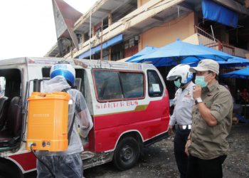 Halte dan Mopen di Pasar Horas Disemprot Disinfektan, Kadishub Minta Perantau Mudik Melapor