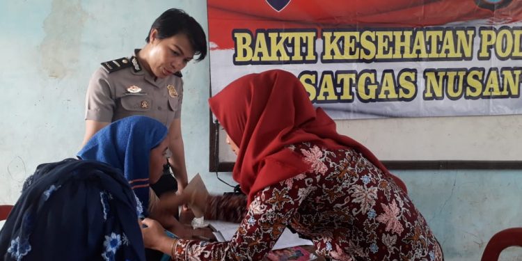 Pasca Banjir Bandang, Gatal dan Batuk Menghampiri Pasca Banjir Bandang, Gatal dan Batuk Menghampiri