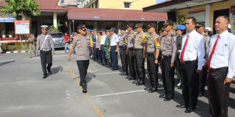 AKBP Heribertus Ompusunggu S.I.K. M.Si. Pimpin Apel Gelar Pasukan Patuh Toba 2019 AKBP Heribertus Ompusunggu S.I.K. M.Si. Pimpin Apel Gelar Pasukan Patuh Toba 2019
