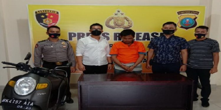 Curi Sepedamotor yang Sedang Dipanaskan Mesinnya, Anto Diciduk Polsek Patumbak Curi Sepedamotor yang Sedang Dipanaskan Mesinnya, Anto Diciduk Polsek Patumbak