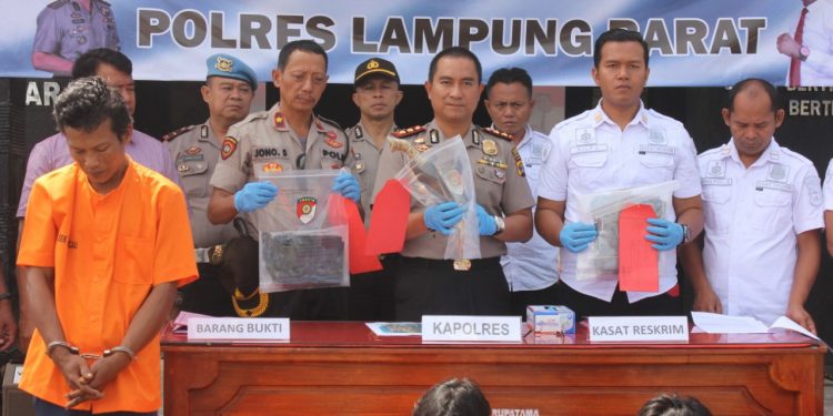 Dituduh Selingkuh, Seorang Istri Dibantai Suami di Kamar Mandi