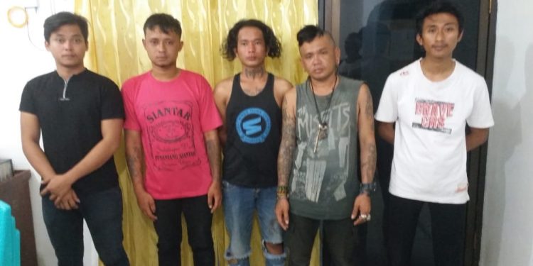 Hitungan Jam, 5 Terduga Pelaku Pengeroyokan Marudut Sinaga Diringkus Polres Siantar Hitungan Jam, 5 Terduga Pelaku Pengeroyokan Marudut Sinaga Diringkus Polres Siantar