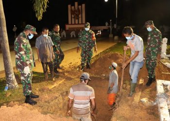 Dandim 0315/Bintan Pimpin Persiapan Pemakaman Walikota Tanjungpinang di TMP Pusara Bhakti