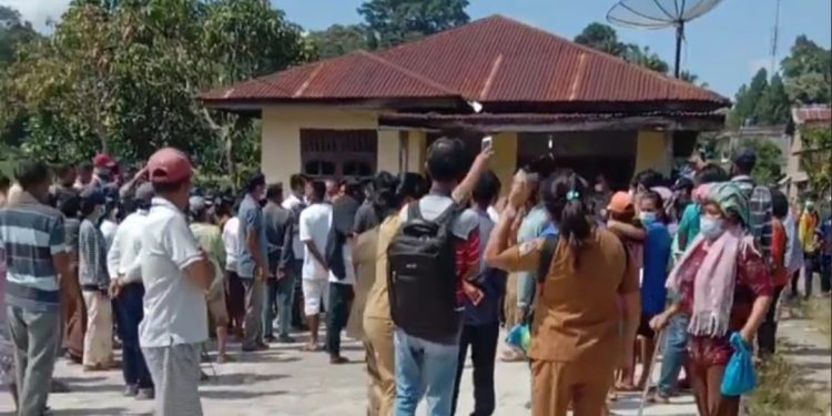 Marta Butarbutar Dibunuh, Guru SD di Toba itu Ditemukan Tewas Mengenaskan di Rumahnya Marta Butarbutar Dibunuh, Guru SD di Toba itu Ditemukan Tewas Mengenaskan di Rumahnya