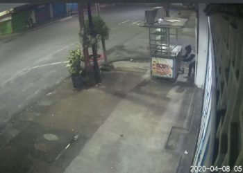 Waspada Kejahatan di Tengah Pandemi Corona, Pencurian di Jalan Sutomo Terekam CCTV