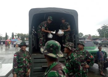 Prajurit Satgas Yonif 126/ Kala Cakti Dikerahkan Bantu Korban Banjir Sentani